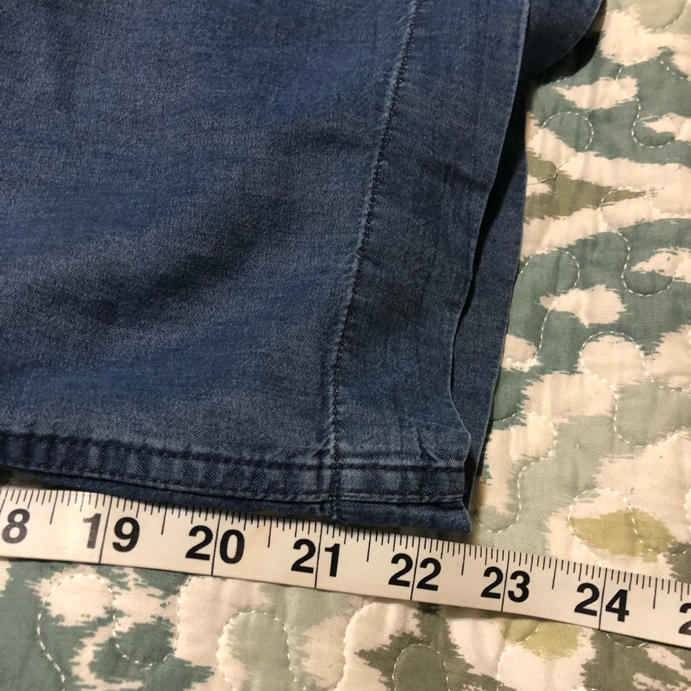 Lane Bryant Capris - Picture 5 of 6